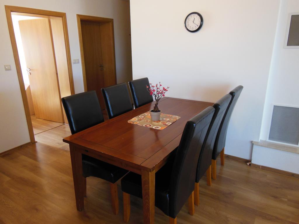 Apartman Slavkov Home & Parking Nová Lesná Exterior foto